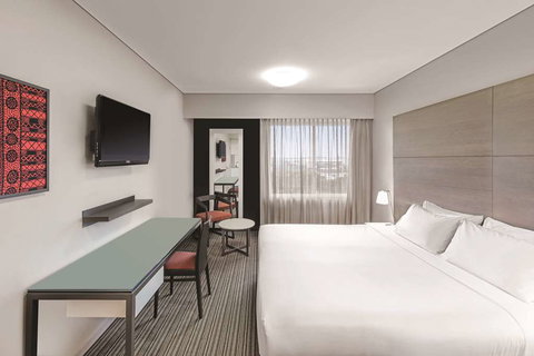 Adina Apartment Hotel Darwin Waterfront - Sunshine Coast Tourism 8