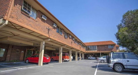 St Georges Motor Inn - Sunshine Coast Tourism 2