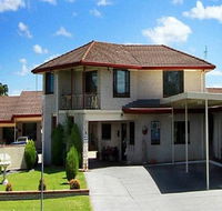 Sapphire City Motor Inn - Holiday Sunshine Coast