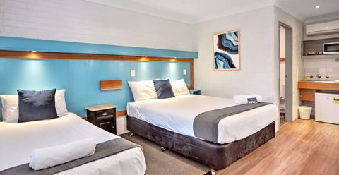 Pleasant Way River Lodge - Sunshine Coast Tourism 1