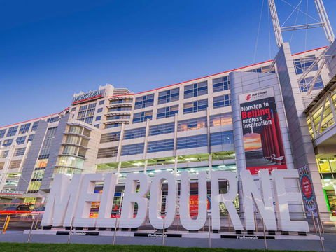 PARKROYAL Melbourne Airport - Sunshine Coast Tourism 1