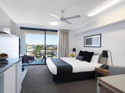 Oaks Carlyle - Sunshine Coast Tourism 2