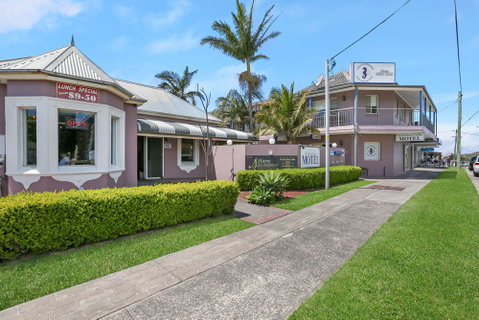 Shellharbour Village Motel - Sunshine Coast Tourism 0