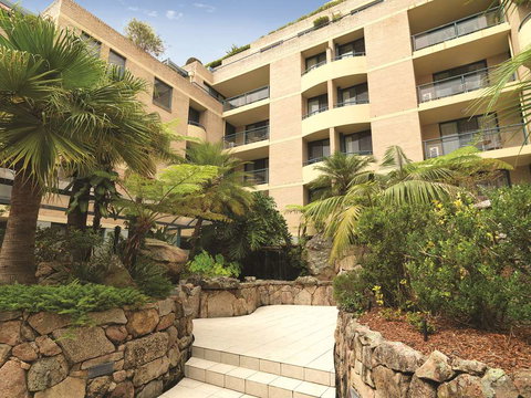 Adina Apartment Hotel Coogee - Holiday Sunshine Coast 2