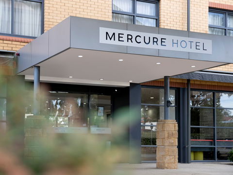 Mercure Sydney Blacktown - Holiday Sunshine Coast 1