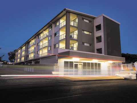 Oaks Moranbah - Sunshine Coast Tourism 0
