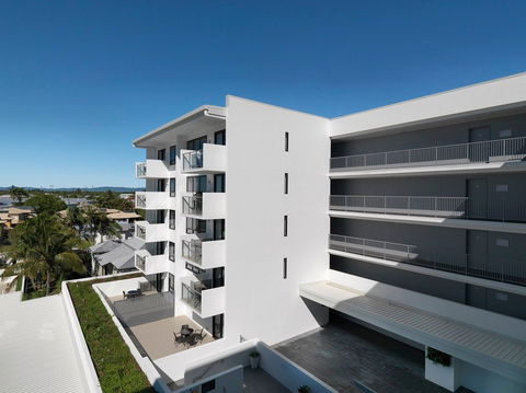 Oaks Carlyle - Sunshine Coast Tourism 0