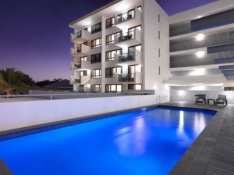 Oaks Carlyle - Sunshine Coast Tourism 1
