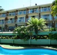 Sapphire Waters Motor Inn - Holiday Sunshine Coast