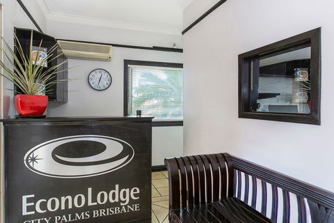 Econo Lodge City Palms Brisbane - Holiday Sunshine Coast 1