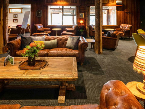 Peppers Cradle Mountain Lodge - Sunshine Coast Tourism 1