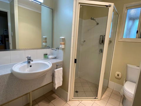 Gayndah Colonial Motor Inn - Holiday Sunshine Coast 2