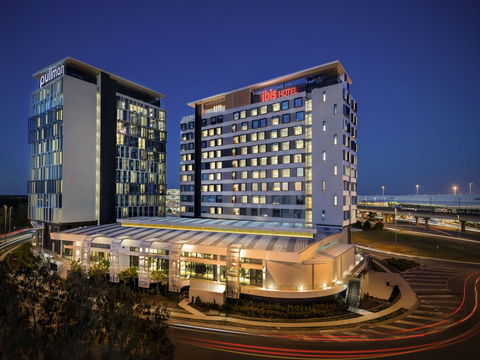 Ibis Brisbane Airport Hotel - Sunshine Coast Tourism 0