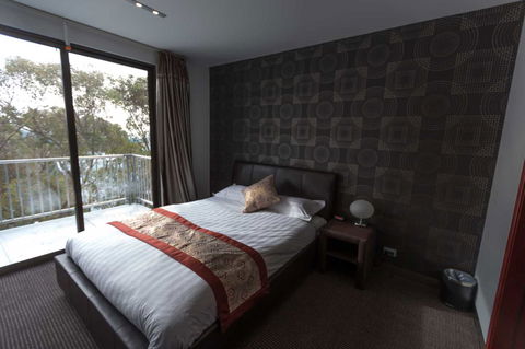 Duck Inn - Sunshine Coast Tourism 2