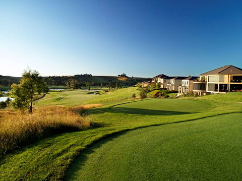Yarra Valley Lodge - Sunshine Coast Tourism 1