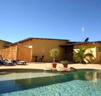 Red Bridge Motor Inn - Holiday Sunshine Coast