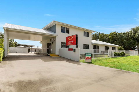 Econo Lodge Beachside - Holiday Sunshine Coast 2