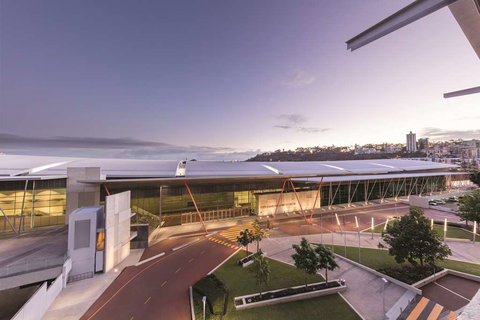 Adina Apartment Hotel Perth - Holiday Sunshine Coast 2