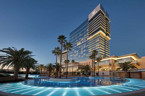 Crown Towers Perth - Holiday Sunshine Coast 0