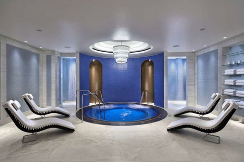 Crown Towers Perth - Holiday Sunshine Coast 14