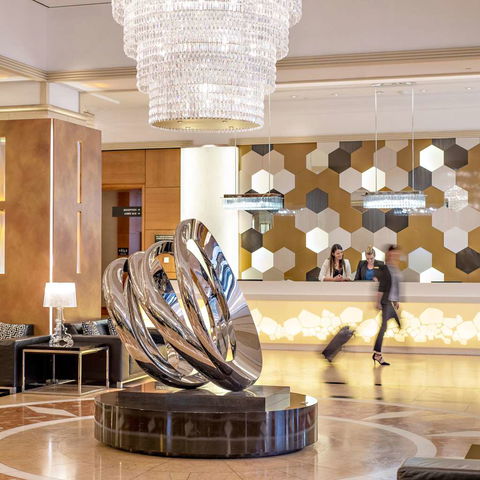 Duxton Hotel - Holiday Sunshine Coast 3