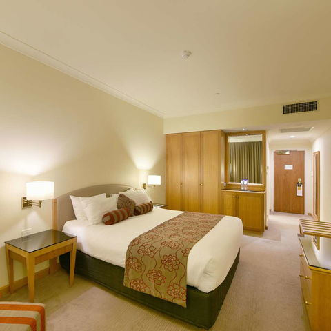 Duxton Hotel - Holiday Sunshine Coast 7