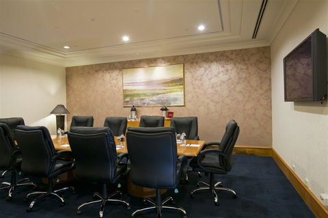 Duxton Hotel - Holiday Sunshine Coast 11
