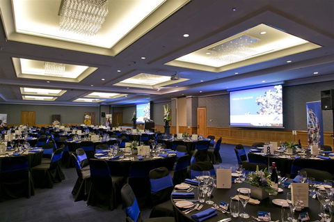 Duxton Hotel - Holiday Sunshine Coast 17