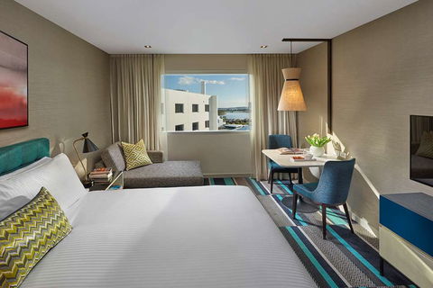 Crown Promenade Perth - Holiday Sunshine Coast 1