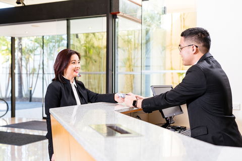 Crowne Plaza Perth - Holiday Sunshine Coast 4