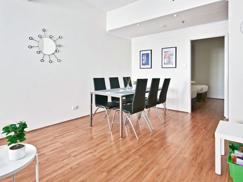 All Suites Perth - Holiday Sunshine Coast 14