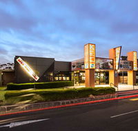 Nightcap at Keysborough Hotel - Sunshine Coast Tourism