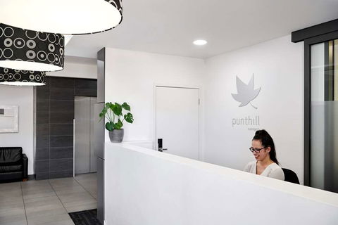 Punthill Oakleigh - Holiday Sunshine Coast 1