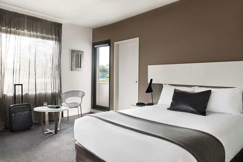 Punthill Oakleigh - Holiday Sunshine Coast 3