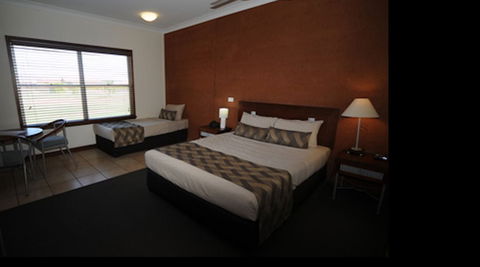 Gidgee Inn - Holiday Sunshine Coast 4