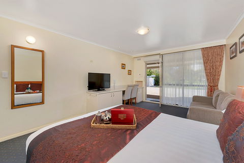 Beechworth Motor Inn - Sunshine Coast Tourism 8