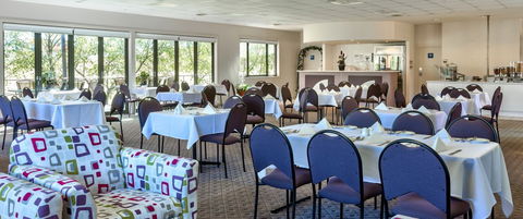 Blazing Stump Motel & Suites - Sunshine Coast Tourism 2