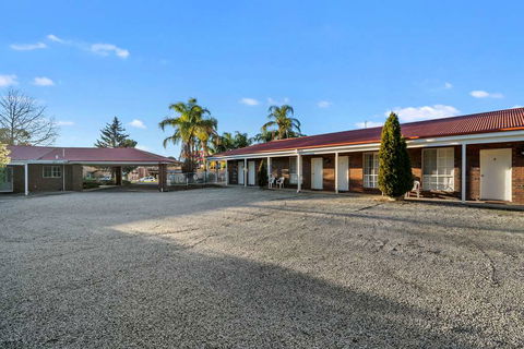 Econo Lodge Border Gateway Wodonga - Sunshine Coast Tourism 7
