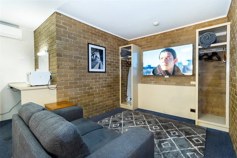 Stagecoach Motel - Holiday Sunshine Coast 16