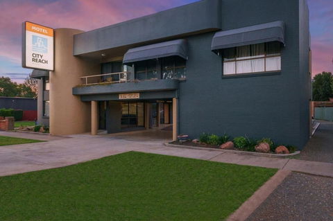 City Reach Motel - Sunshine Coast Tourism 0