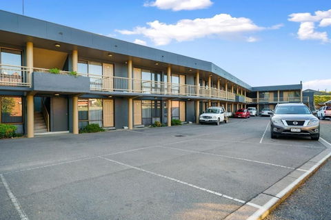 City Reach Motel - Sunshine Coast Tourism 1