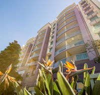 Hotel Gloria - Holiday Sunshine Coast