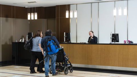 Crowne Plaza Canberra - Sunshine Coast Tourism 3