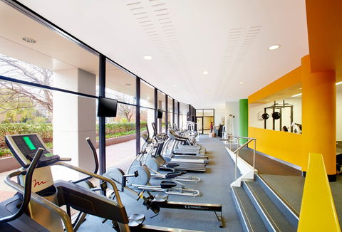 Crowne Plaza Canberra - Sunshine Coast Tourism 15