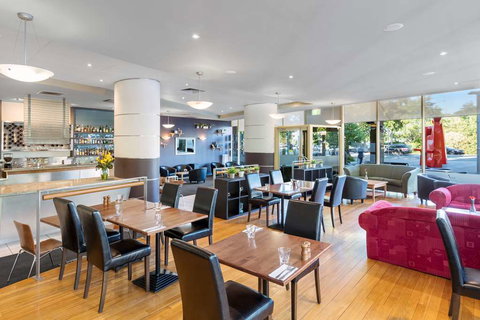 Nesuto Canberra Apartment Hotel - Sunshine Coast Tourism 8