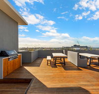 Astra Apartments Newcastle - Holiday Sunshine Coast