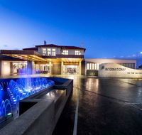 Swan River Hotel - Holiday Sunshine Coast