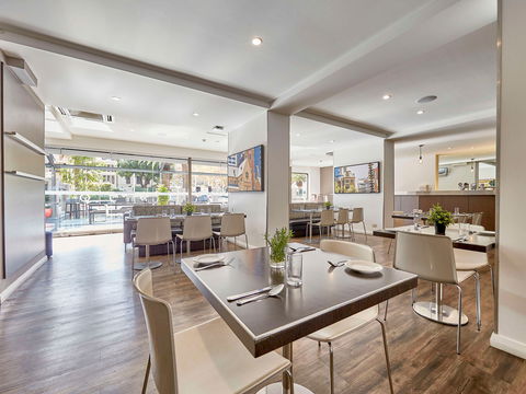 Mercure Perth On Hay - Sunshine Coast Tourism 14