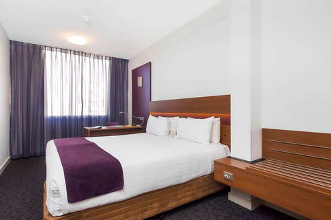 Quality Hotel Ambassador Perth - Sunshine Coast Tourism 4