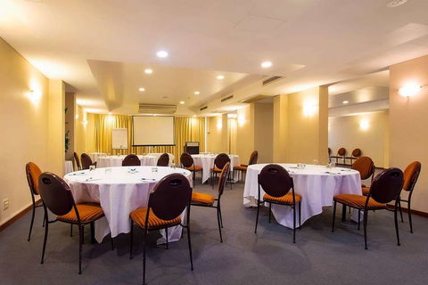 Quality Hotel Ambassador Perth - Sunshine Coast Tourism 7